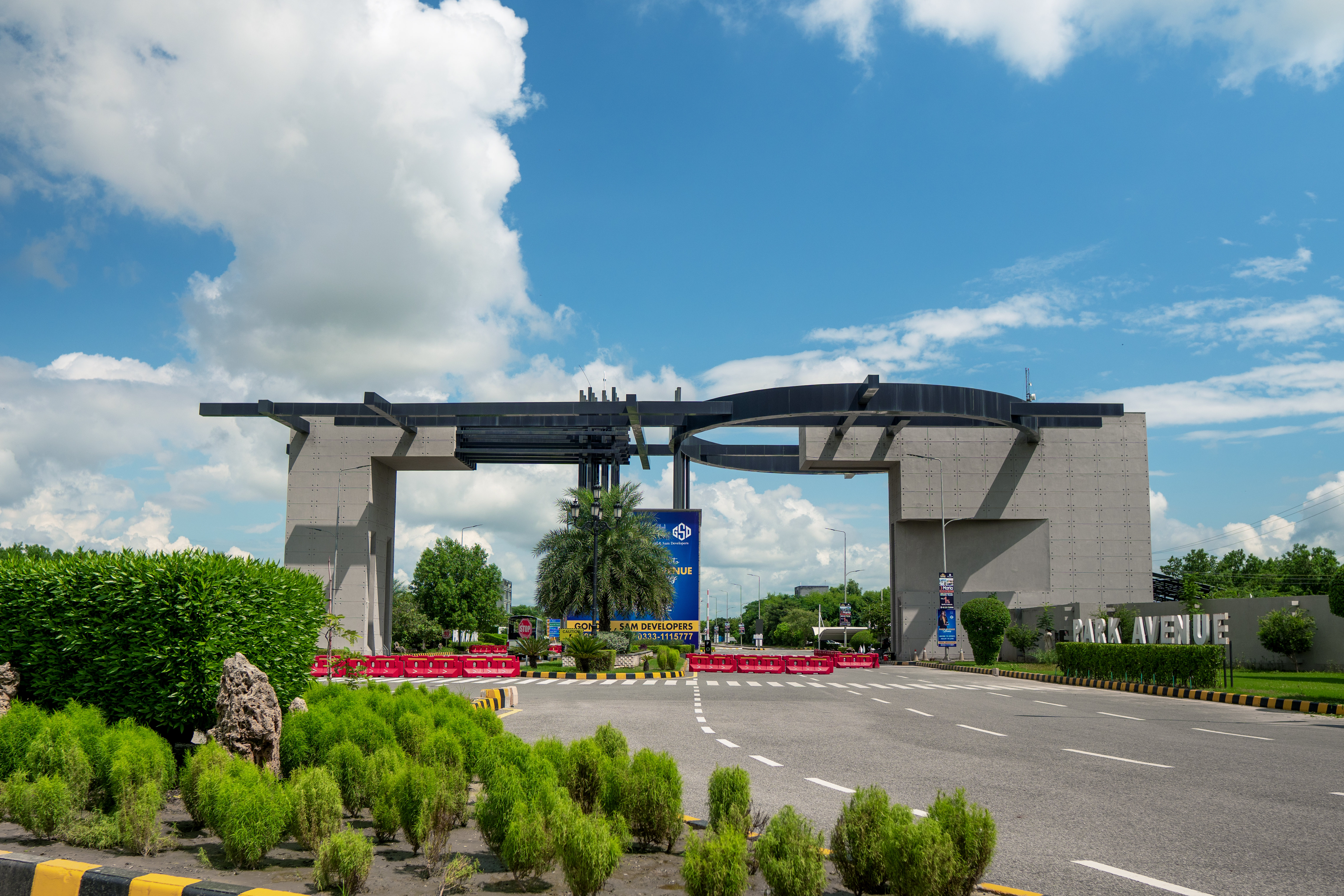 Park Avenue Community Gateway & Landscape